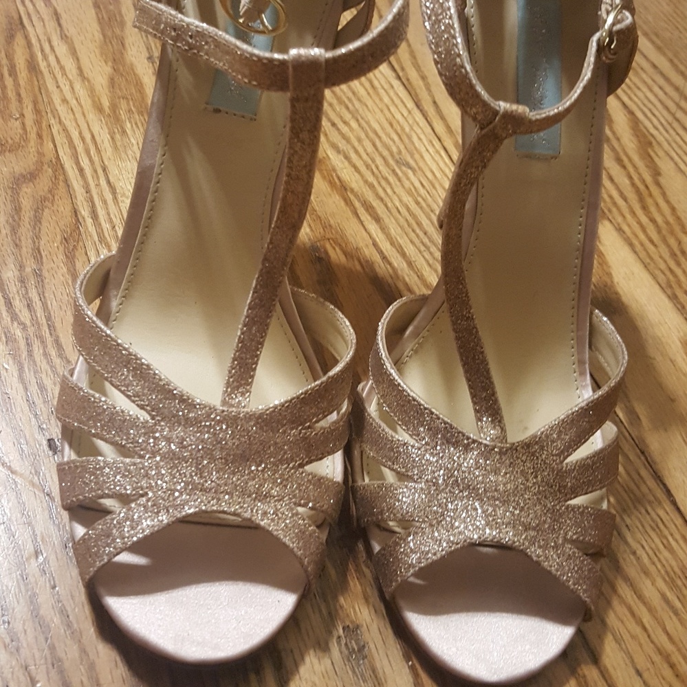 Betsey Johnson Gold sandals